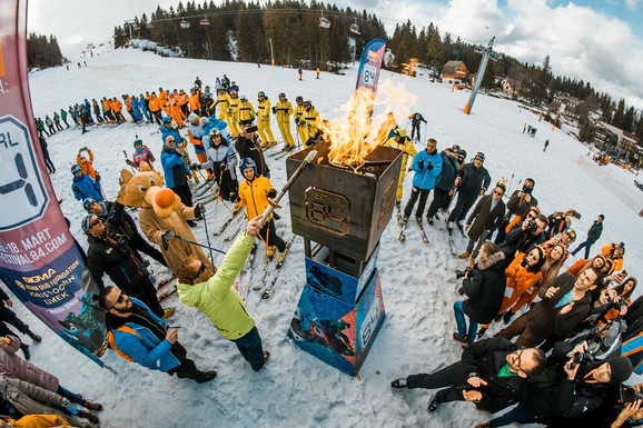 Paljenje festivalske baklje