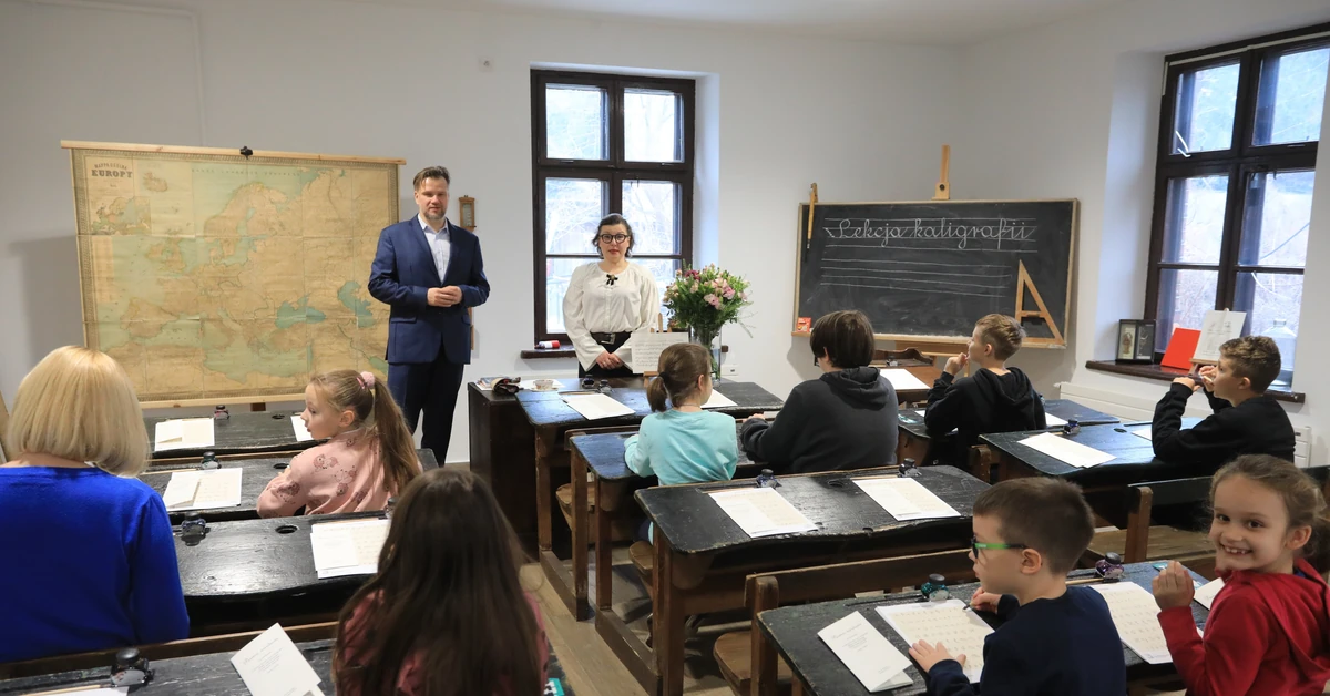 Najbardziej doświadczeni nauczyciele bez premii w 2026 roku. Nowe przepisy ich wykluczają