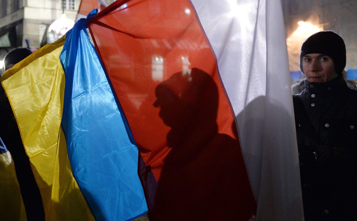 Flagi polska i ukraińska