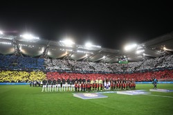 Piękna oprawa meczu Szachtara z Realem. Prawie 30 tys. kibiców w Warszawie