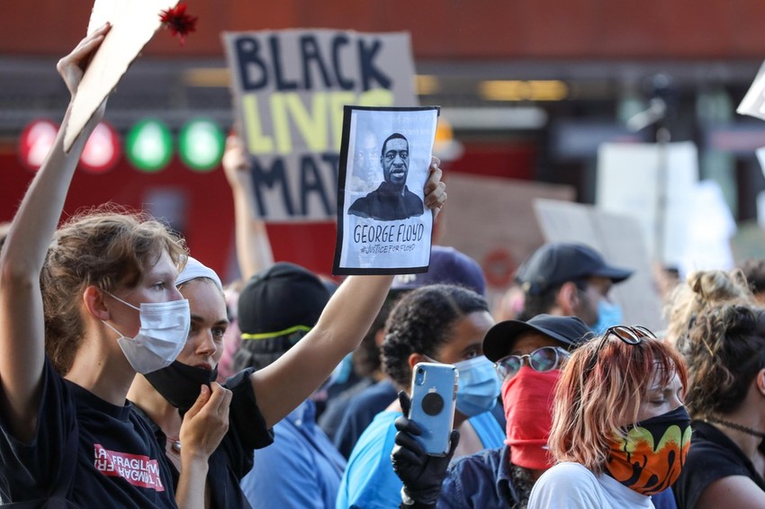 Protest u Njujorku zbog smrti Džordža Flojda