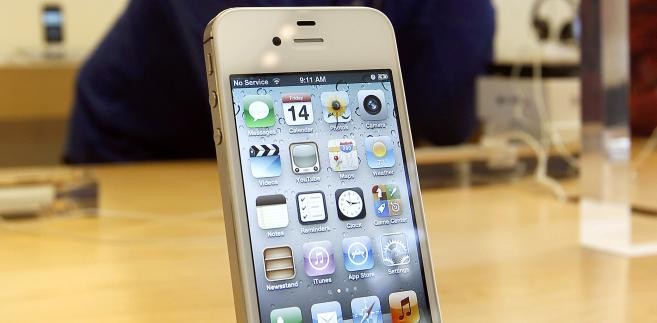 6. iPhone 4S