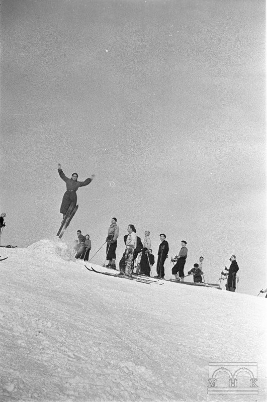 Skoczek narciarski na Sikorniku