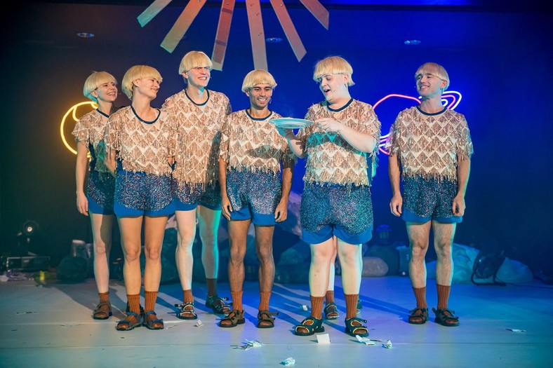 Pan Gracjan Jest Producentem Pieczarek W Poniedziałek Zebrał 84 Kg