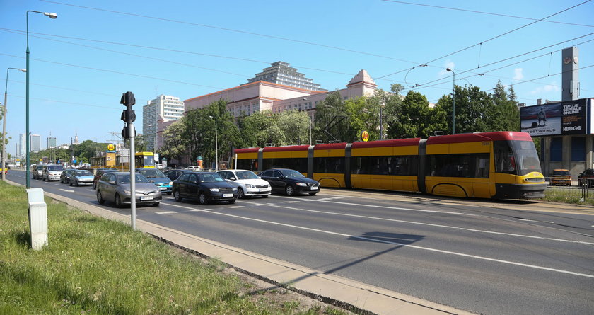 Nowe pasy zablokują al. Niepodległości.