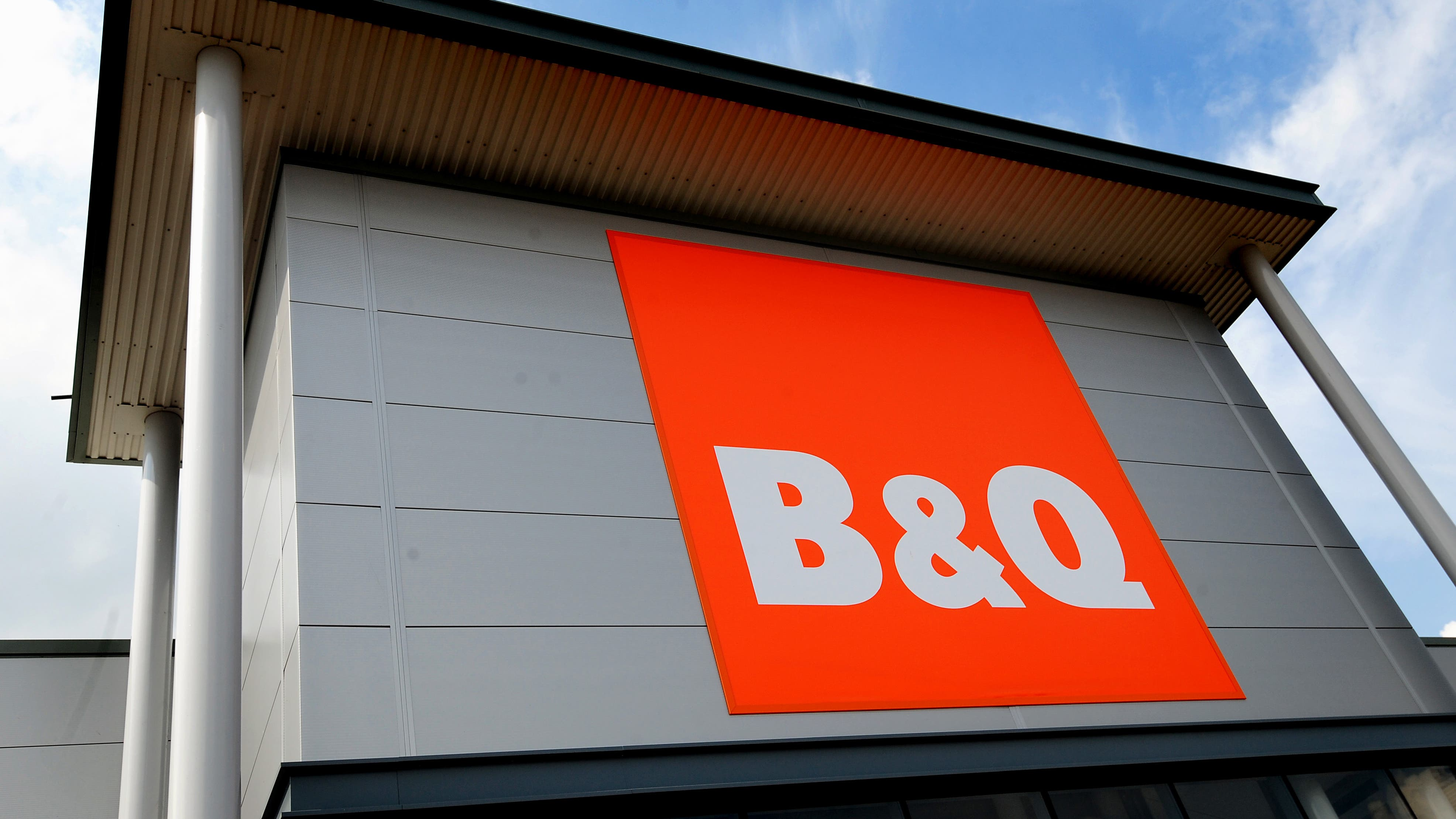 B&Q owner raises profit target despite weaker UK market