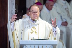 Burza po słowach o. Rydzyka. Redemptorysta tłumaczy się ze swojej wypowiedzi