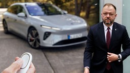 chińskie auta hitem w polsce. gen. materka ostrzega przed "czerwonym guzikiem"