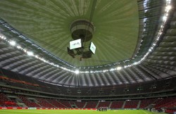 Polska zagra z San Marino przy zamkniętym dachu