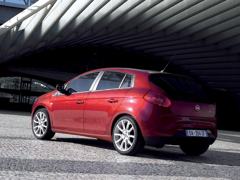 Fiat Bravo: nowy silnik 1,6 JTD (77 kW/105 KM) już na niektórych rynkach