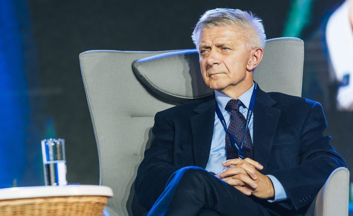 Marek Belka: Silna waluta wymusza konkurencyjność, a słaba usypia. U nas słaby złoty działa usypiająco