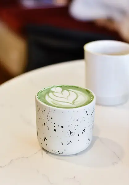 Matcha to dobry sposób na detoks organizmu? / Unsplash / Allie 