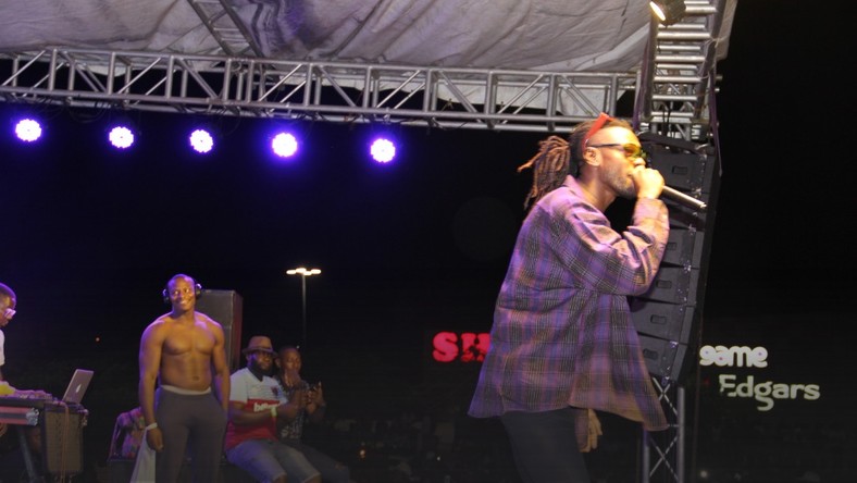 Thousands storm the West Hill Mall Edition of Area Codes Jam