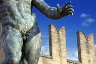 Pomnik Neptuna starożytna Grecja rzeźba sztuka kultura penis członek prącie