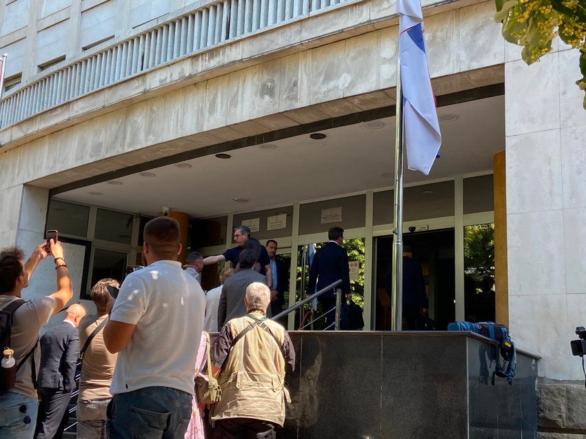 Nikola Selaković stiže na suđenje