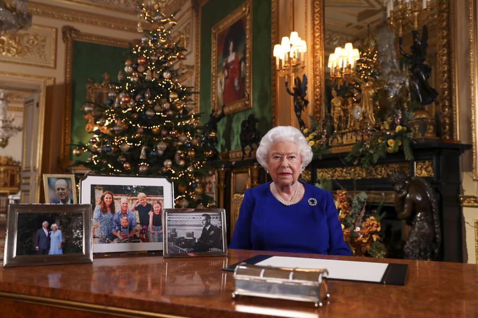 Erzsébet királynő váratlan bejelentést tett Fotó: Getty Images