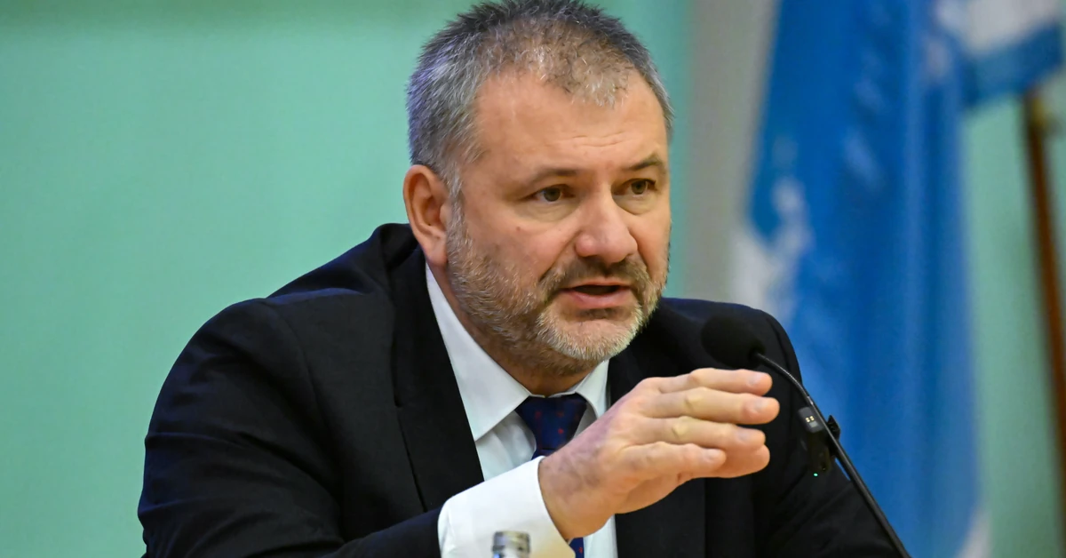 Delegalizacja partii Smerfa Malarza? Minister Waldemar Żurek wskazuje, co jest konieczne