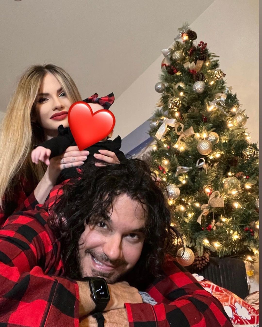 Broňa Gregušová a Mario Cimarro s ich dcérkou Brianou.