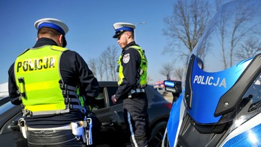 nowy limit prędkości w 2026 roku? minister ujawnia: 150 km/h na autostradzie? eksperci pracują