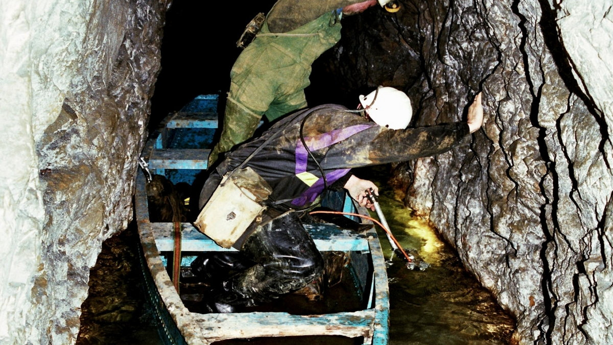 W piątek wieczorem grupa nurków rozpocznie oczyszczanie dna 600-metrowego odcinka Sztolni Czarnego Pstrąga w Tarnowskich Górach. To pierwsze tego typu przedsięwzięcie od kilkunastu lat.
