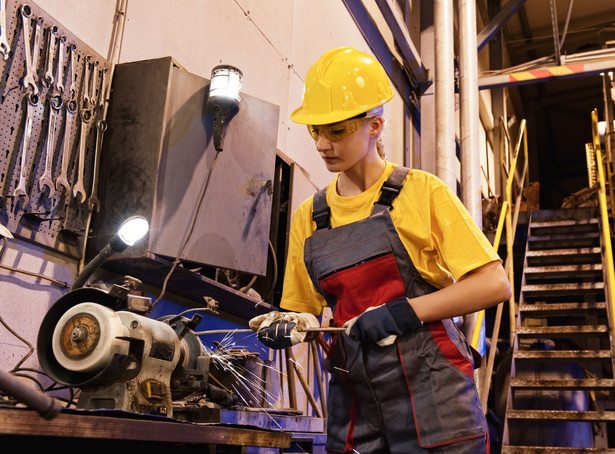 Nocna praca kobiet w przemyśle? Bez ograniczeń