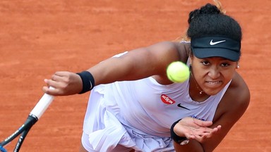 Roland Garros: kolejne męczarnie Naomi Osaki