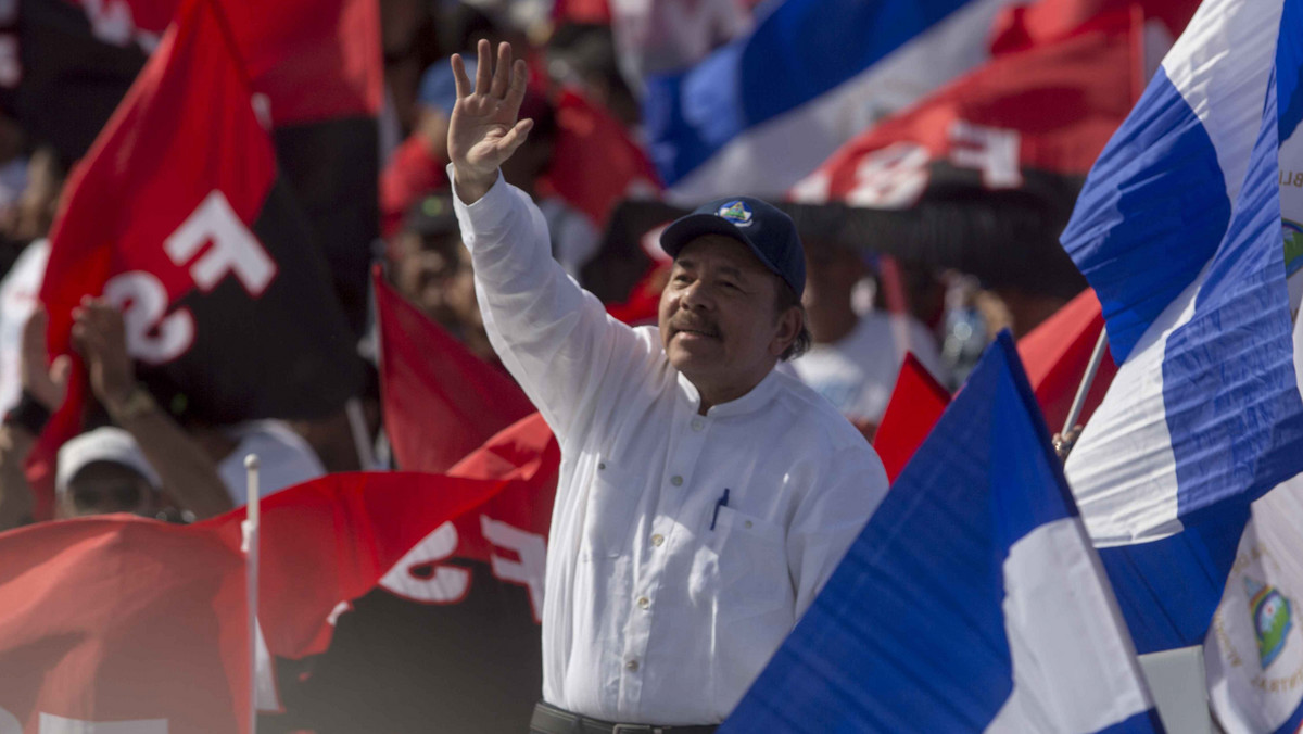 Prezydent Nikaragui oskarżył wczoraj Kościół katolicki w tym kraju o udział w próbie zamachu stanu. - Biskupi nie są mediatorami. lecz częścią planu obalenia rządu - powiedział Daniel Ortega w wystąpieniu z okazji 39. rocznicy rewolucji sandinistowskiej.