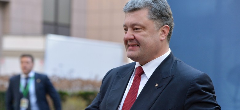 Petro Poroszenko: Pokój buduje się w okopach na froncie