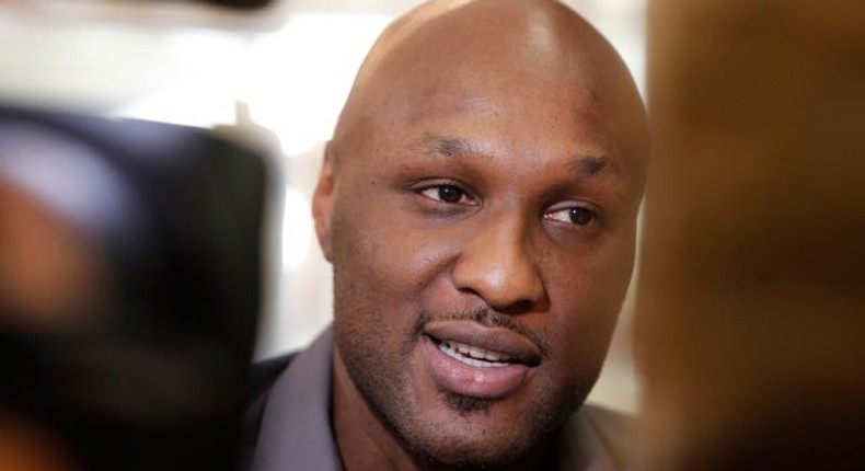 Lamar Odom opens eyes