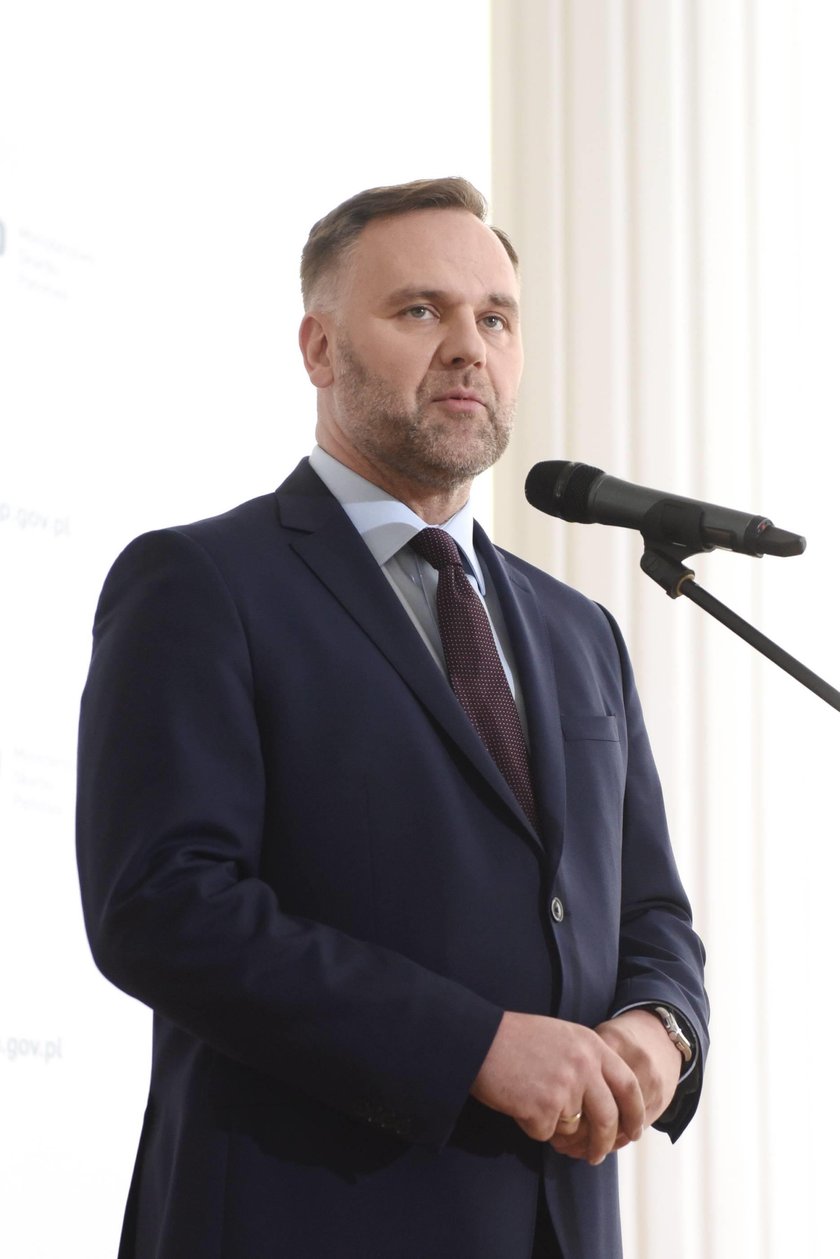 Były minister chce pieniędzy od posłanki .Nowoczesnej