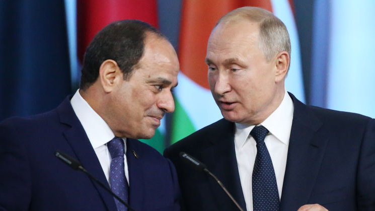 Prezydent Egiptu Abdel Fattal el-Sisi i prezydent Rosji Władimir Putin