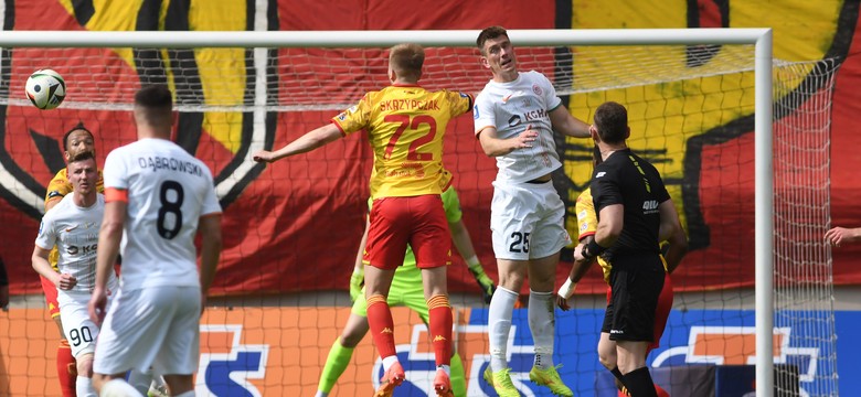 Sensacja! Jagiellonia przegrała z broniącym się przed spadkiem Zagłębiem
