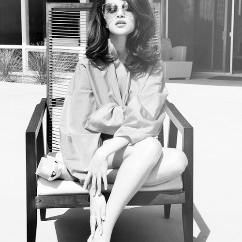 Selena Gomez teraz mroczna i tajemnicza?