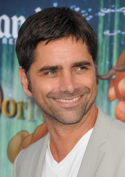 John Stamos zaprzecza romansowi z nieletnią