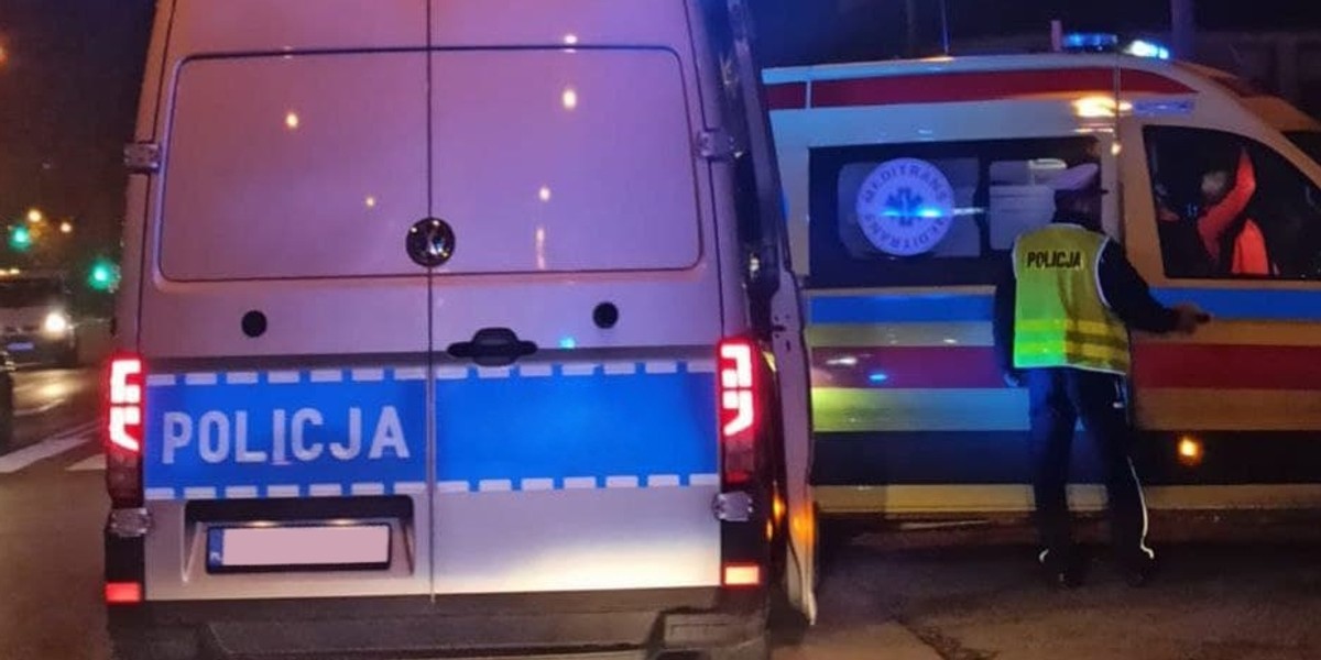 Agresywny pacjent pobił ratowników medycznych. Obezwładniła go policja. Zdjęcie ilustracyjne.