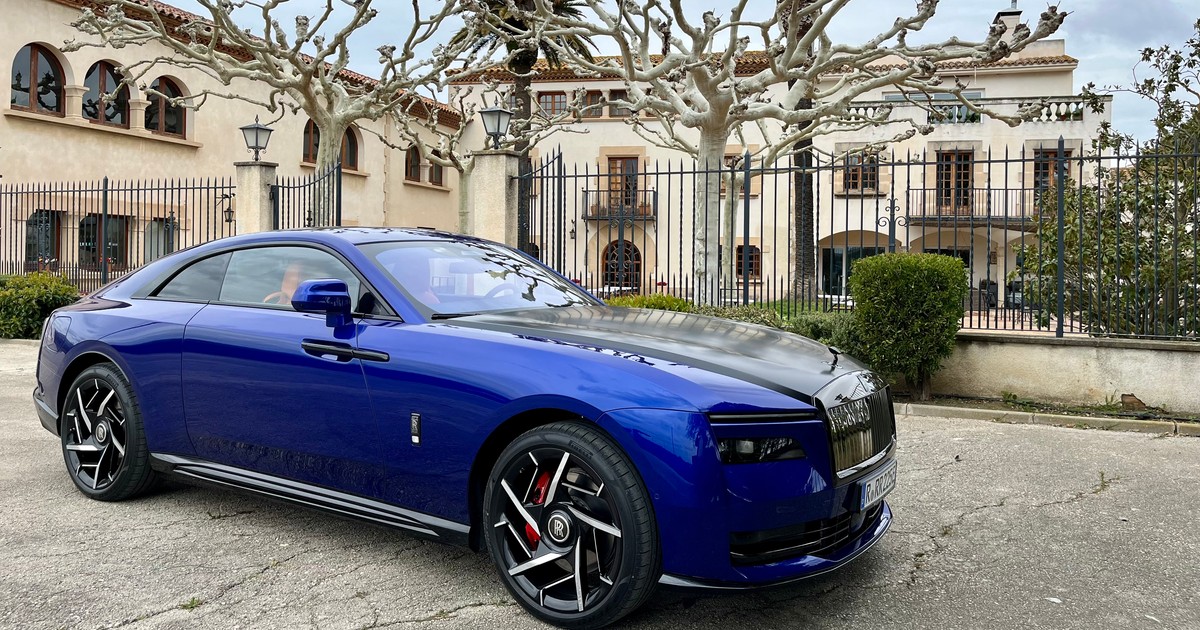 Kiedy lord zechce się pościgać. Testowaliśmy najmocniejszego Rolls-Royce’a w historii