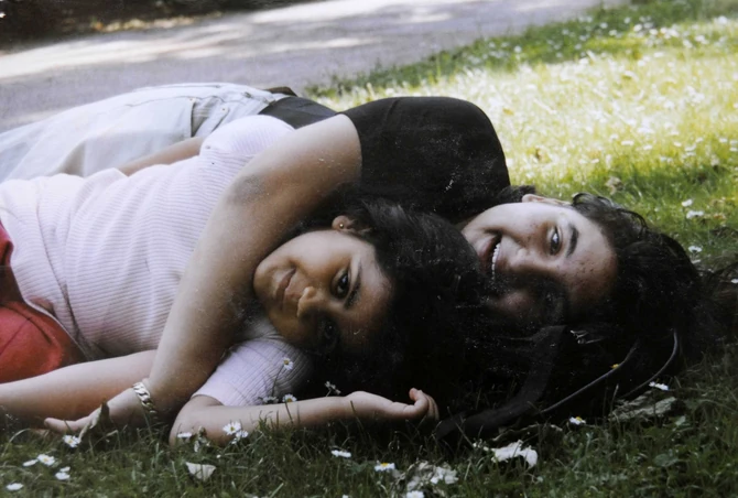 Hana Gadafi kao devojčica