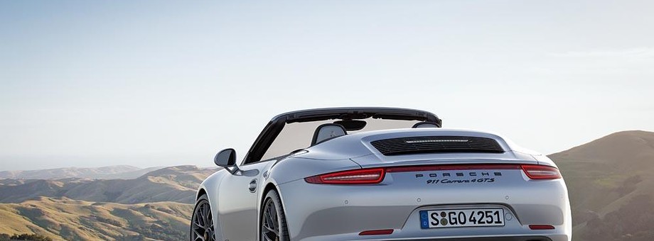 Porsche 911 Carrera 4 GTS Cabriolet