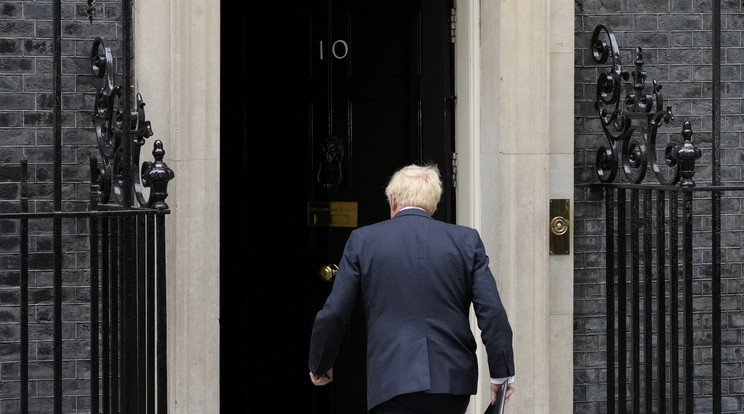 Már csak két jelölt maradt, közülük derül ki, ki lesz Nagy-Britannia következő miniszterelnöke / Fotó: MTI/AP/Frank Augstein