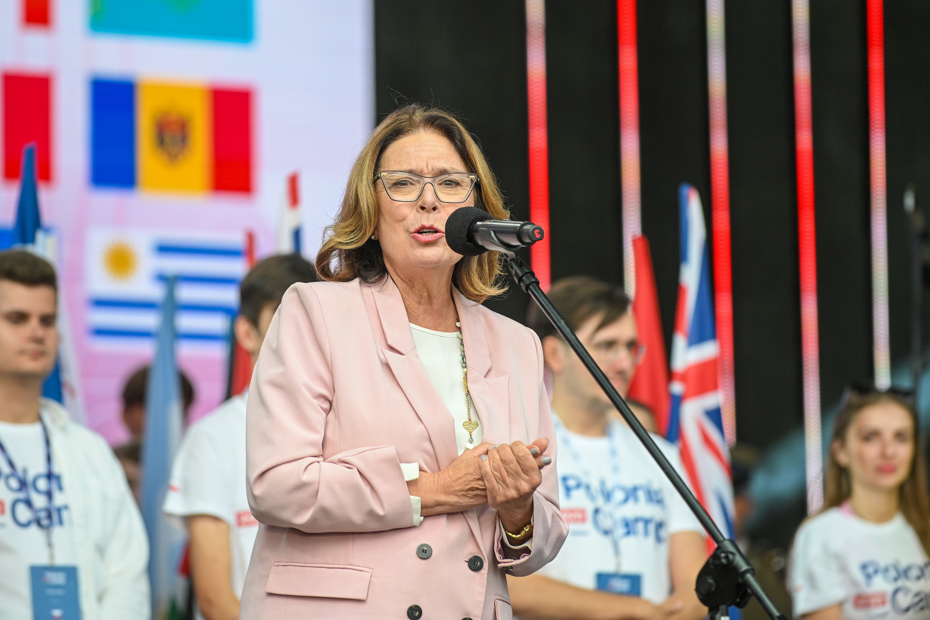 Kidawa-Błońska: zespół ds. powrotu Polonii do Polski