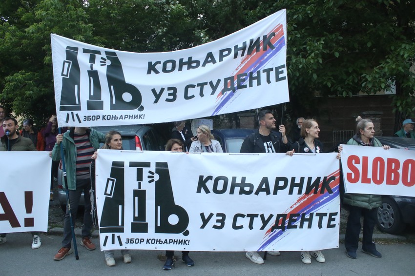 Skup podrške pritvorenoj profesorki gimnazije