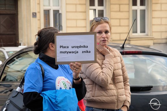 Pracownicy sądów protestowali w centrum Poznania fot. Codzienny Poznań / S. Toroszewska