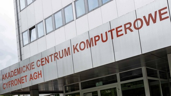 Ataki hakerskie na instytucje publiczne to dziś chleb powszedni. Aby chronić cyfrowe zasoby, niezbędne są odpowiednie narzędzia. Akademia Górniczo-Hutnicza od lat prowadzi badania w tym zakresie, stąd pomysł na współpracę miasta z uczelnią.