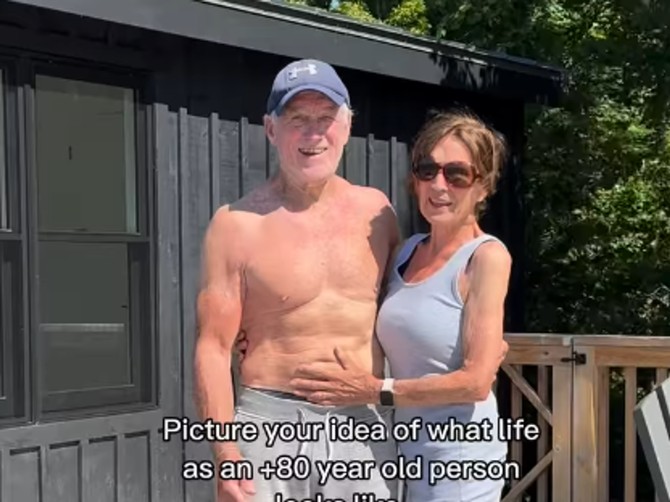"Deka (84) diže tegove i radi 500 SKLEKOVA tri puta nedeljno:" Upoznajte super fitnes par koji u DEVETOJ deceniji rade vežbe koje bi i 30-godišnjacima bile teške i izgledaju NEVEROVATNO