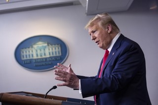 Koronawirus w USA. 1783 zgony w ciągu dobry. Trump: To już szczyt pandemii