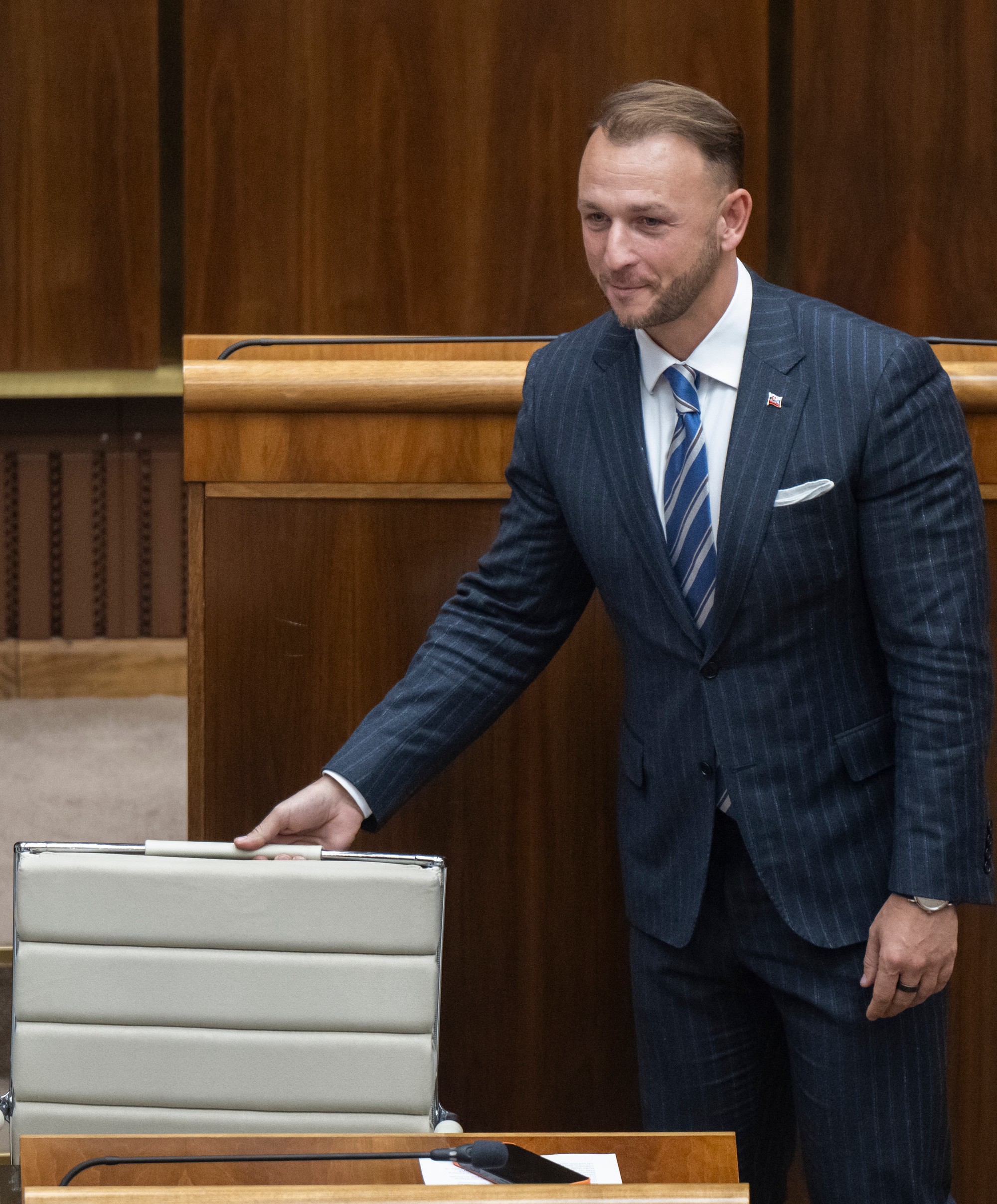 V stredu (27. 11.) plánuje opozícia podať ďalší návrh na vyslovenie nedôvery Matúšovi Šutajovi Eštokovi.