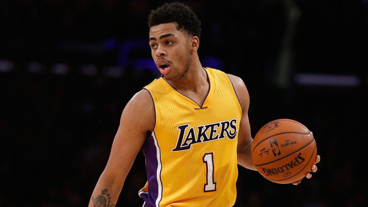 D'Angelo Russell, koszykarz Los Angeles Lakers, popisał się swoimi umiejętnościami. W sieci natrafiliśmy na wideo, na którym uwieczniono świetny rzut 20-latka.