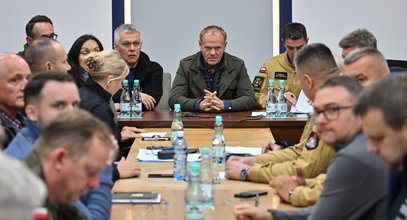 Premier Tusk przyznał na sztabie kryzysowym: ludzie się skarżą na służby