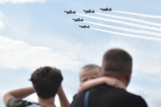 Tak wyglądała Wielka Defilada Niepodległości [ZDJĘCIA]