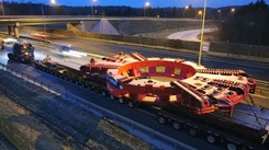 Transport tarczy TBM planowo dotarł na miejsce postoju w Jankach